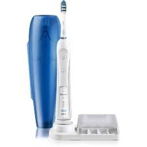 NEW Oral-B Pro 5000 Rechargeable Toothbrush